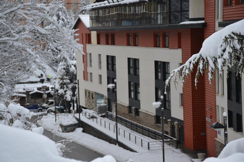 Apartamentos Gorbea Suites Сьерра-Невада Экстерьер фото