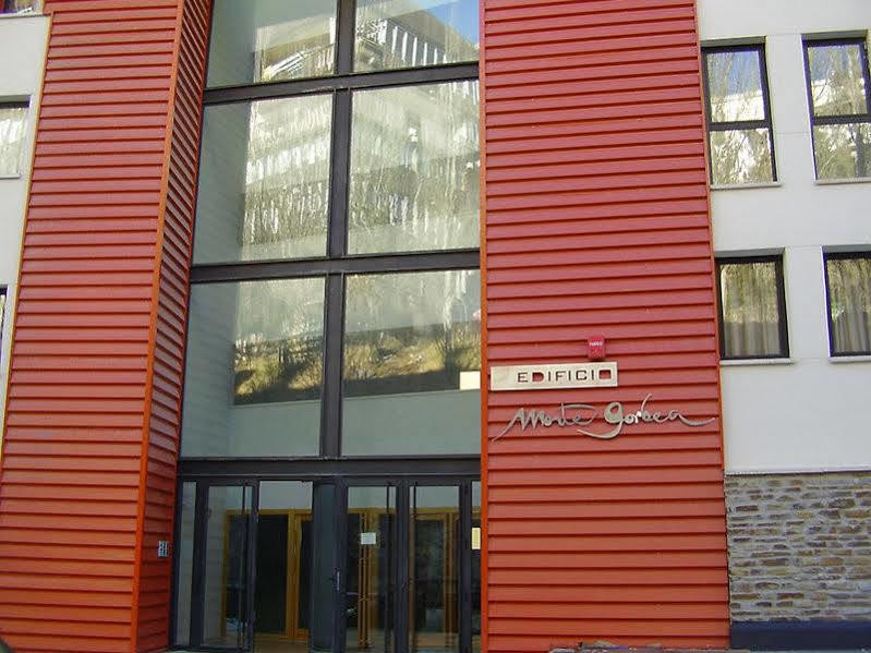 Apartamentos Gorbea Suites Сьерра-Невада Экстерьер фото
