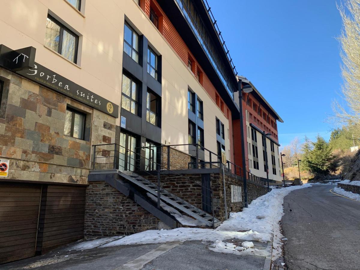 Apartamentos Gorbea Suites Сьерра-Невада Экстерьер фото
